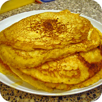 Eierkuchen mit Lachs und Frischkäse
