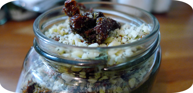 Trockenes Pesto mit Tomaten