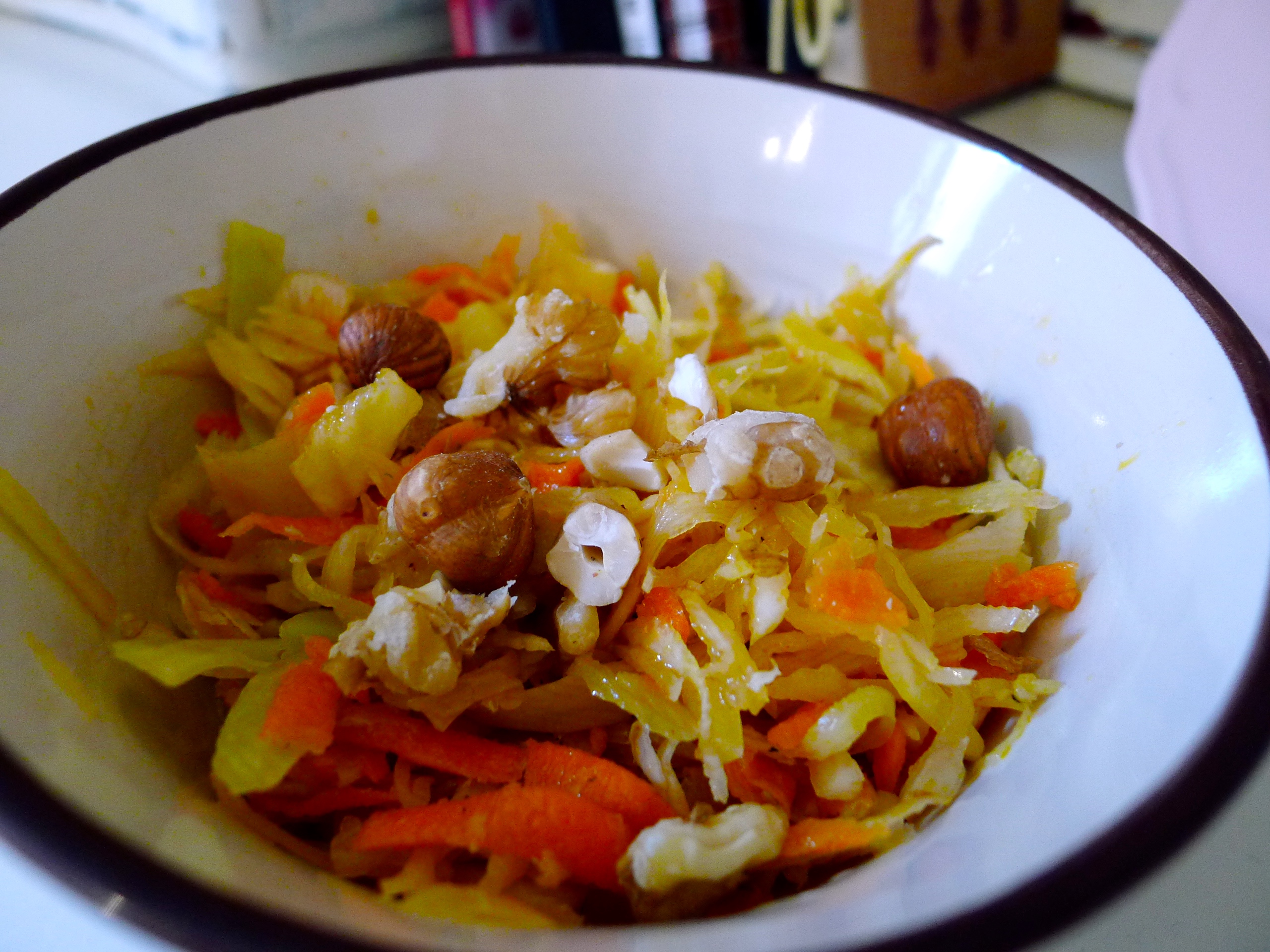 Rohkostsalat mit Weisskohl und Feta | kochend-heiss.de