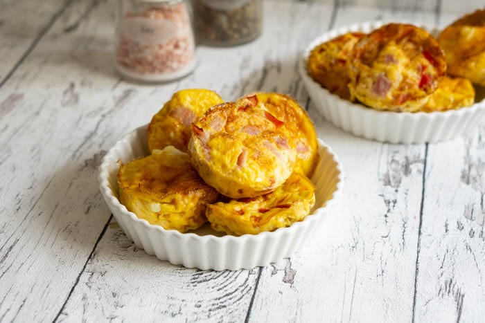 Eier Muffins mit Schinken & Käse und Paprika