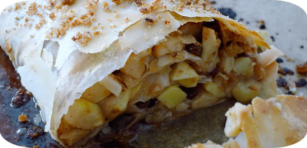 Apfelstrudel mit Vanillesauce